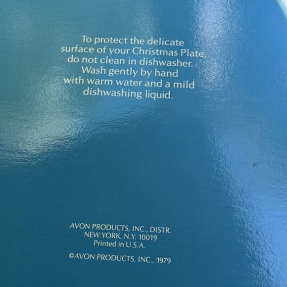 Avon Collector’s Plate 1979 Christmas Dashing Through The Snow in box - Picture 4 of 4